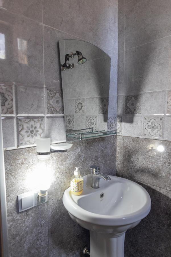 Wine House Hotell Tbilisi Eksteriør bilde