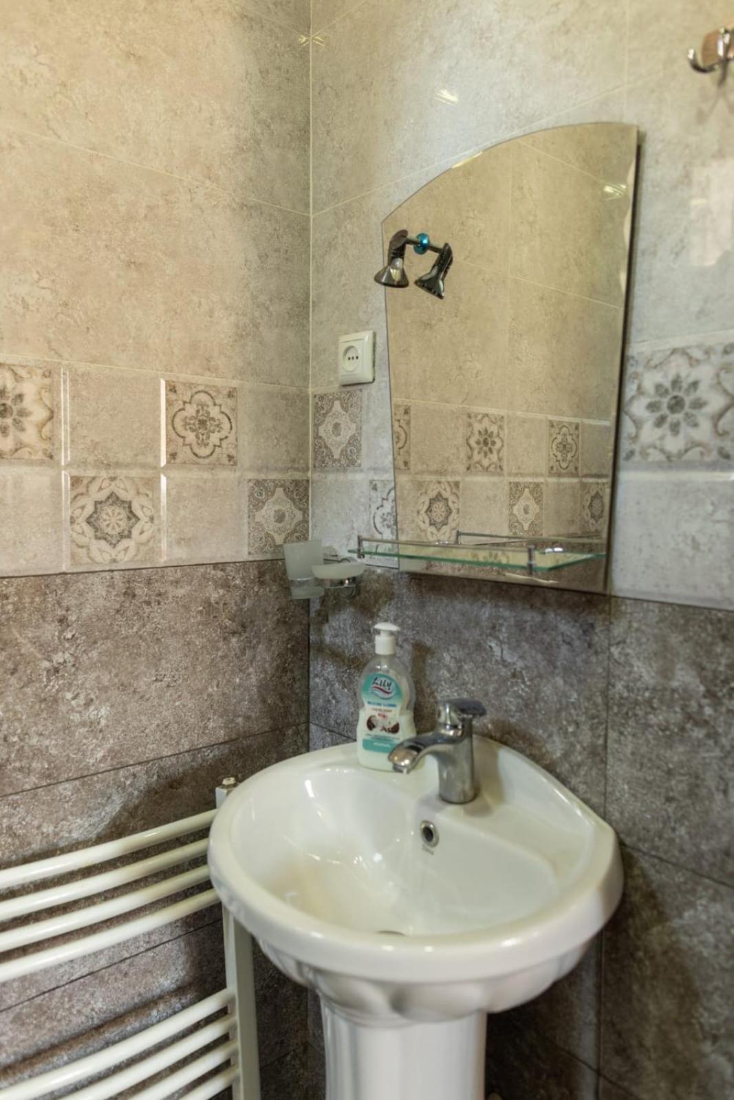 Wine House Hotell Tbilisi Eksteriør bilde
