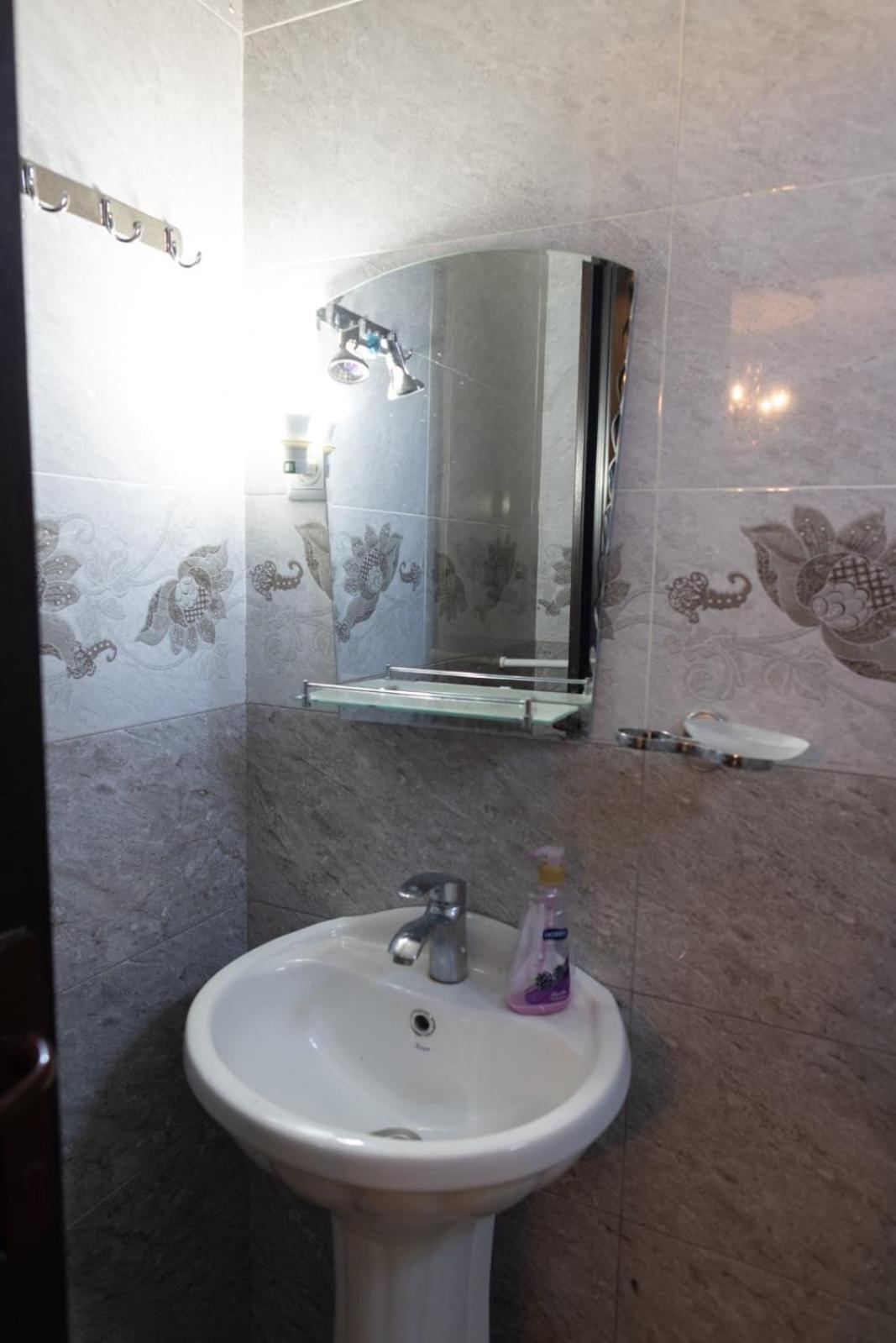 Wine House Hotell Tbilisi Eksteriør bilde